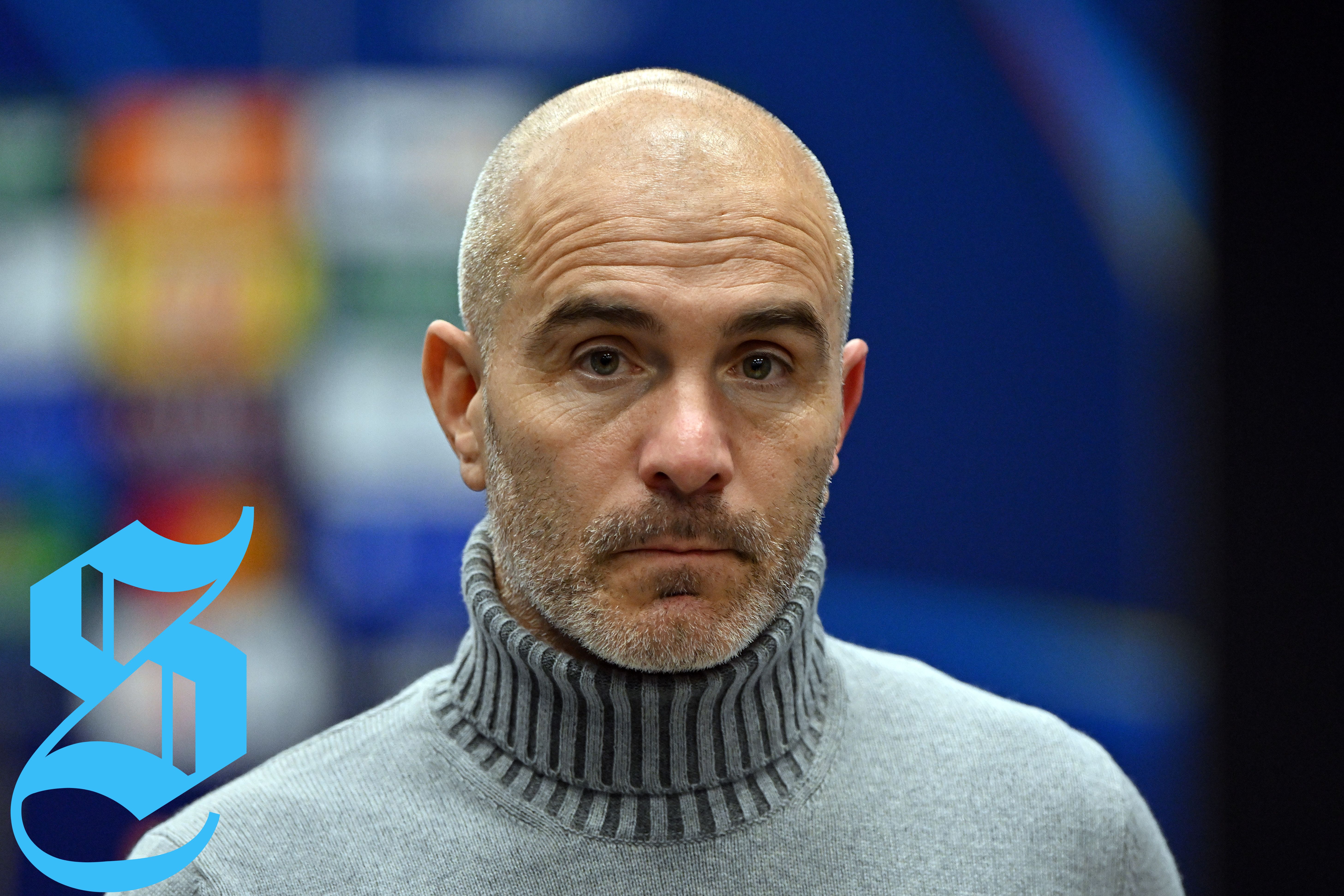 Chelsea Faces Shake-Up as Coach Departs; Star Goalkeeper Mulls Transfer Request