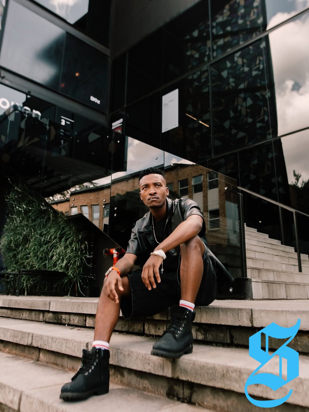 DJ Lag Unveils Vibrant Visuals for 'WaWaWa' Featuring Djknator and Thobeka