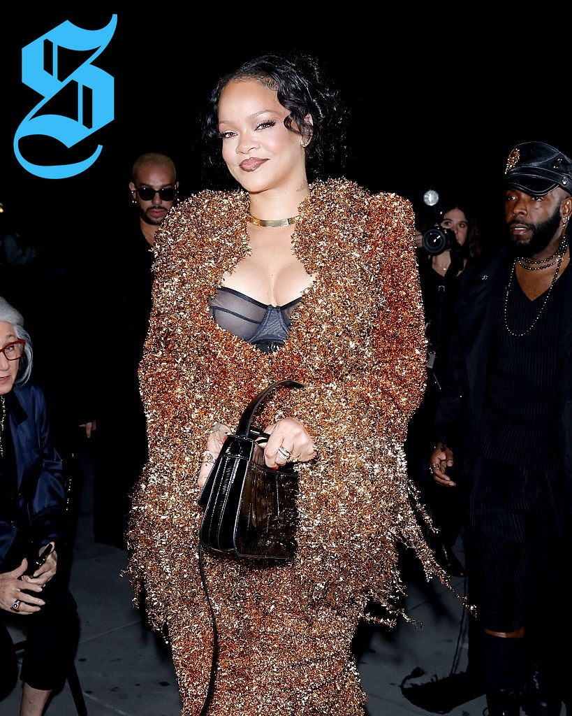 Rihanna Teases 170 Unreleased Songs: What's Next for R9? thumb